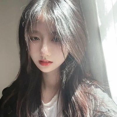 绷不住了啦